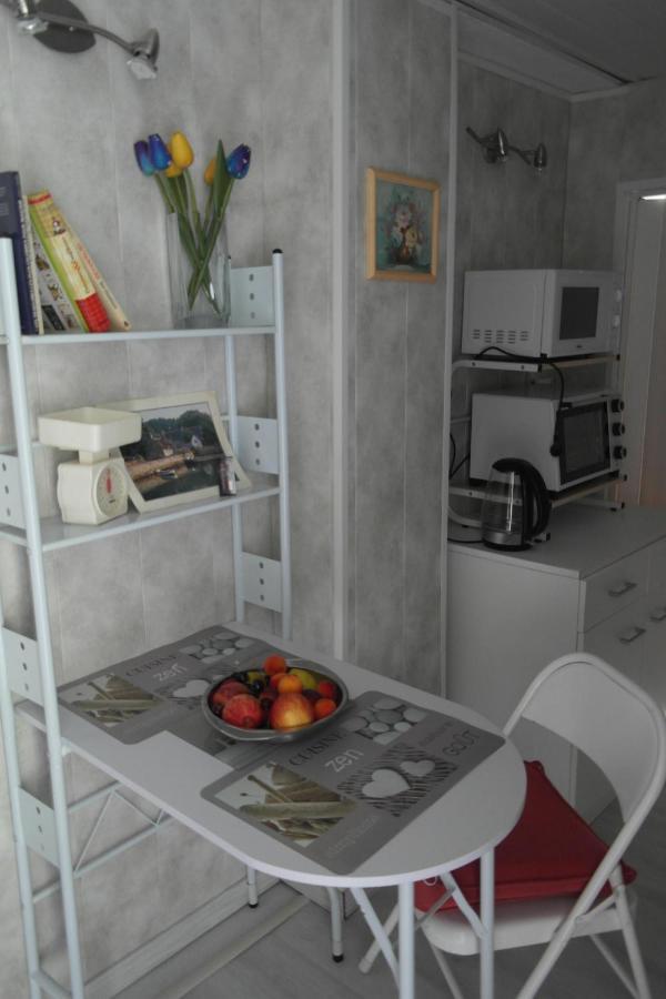 Studio 30 M2 Contes  Luaran gambar